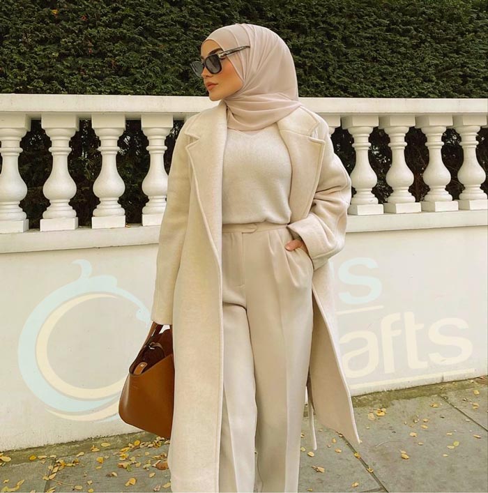 Merchandiser vieren vieren hijab style | outfit hijab ideas | fashion hijab 2022 + pictures
