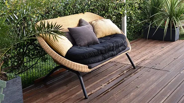 out door loveseat